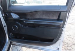 2020 Ford Expedition - Image 46