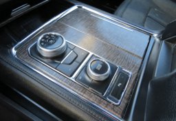 2020 Ford Expedition - Image 35