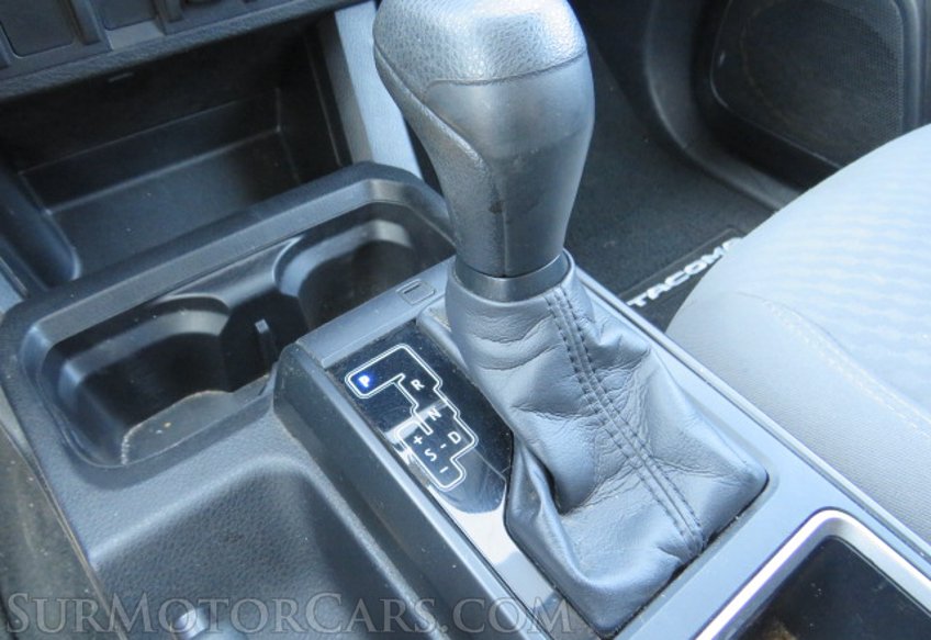 2020 Toyota Tacoma 4WD - Image 38