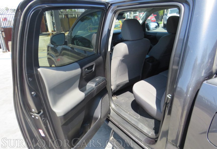 2020 Toyota Tacoma 4WD - Image 22