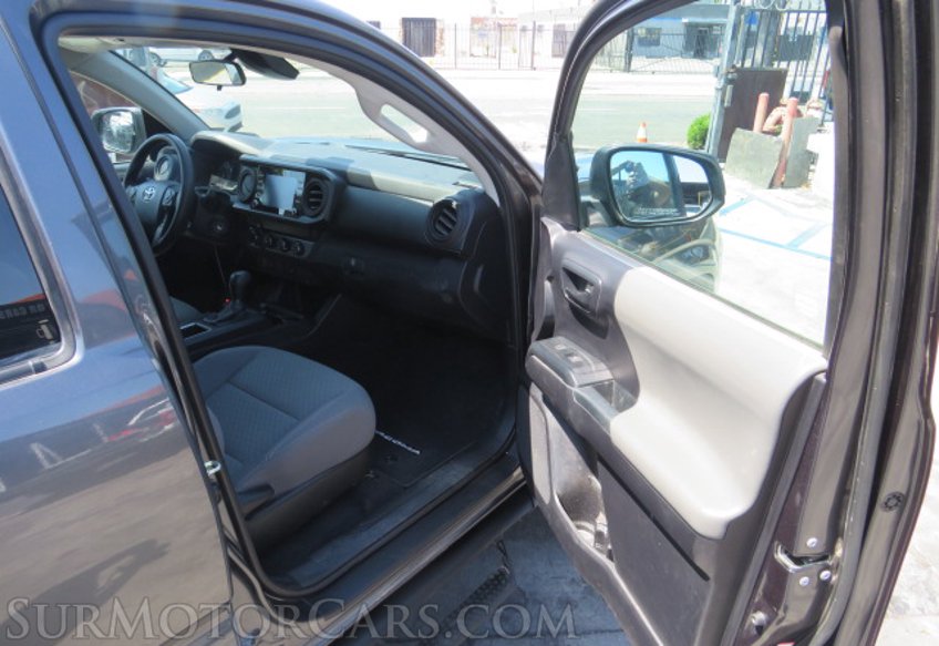 2020 Toyota Tacoma 4WD - Image 21