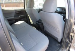 2020 Toyota Tacoma 4WD - Image 29