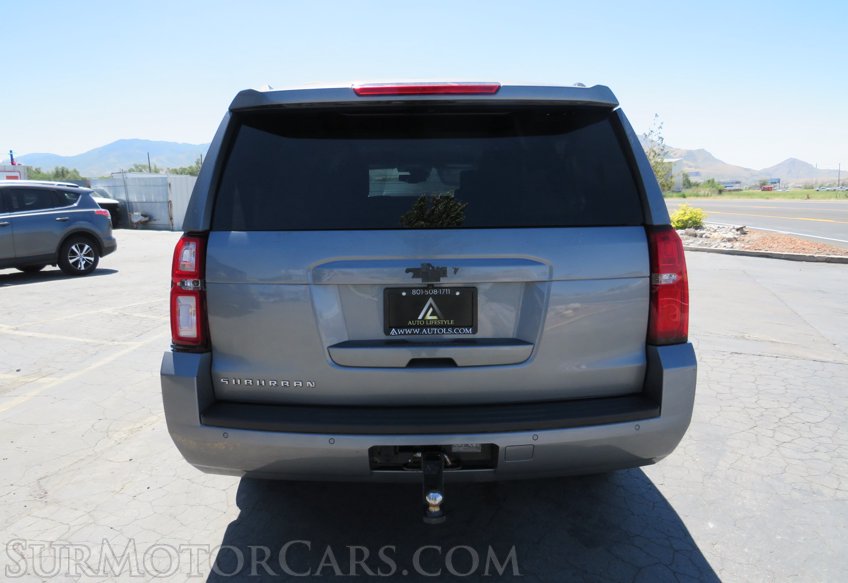 2020 Chevrolet Suburban - Image 13