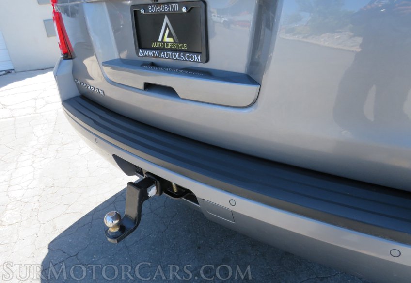 2020 Chevrolet Suburban - Image 17