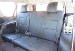 2020 Chevrolet Suburban - Image 31