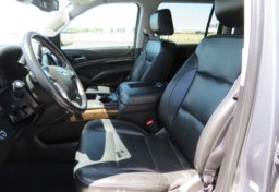 2020 Chevrolet Suburban - Image 23