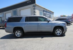 2020 Chevrolet Suburban - Image 9