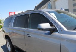 2020 Chevrolet Suburban - Image 14