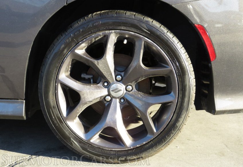 2019 Dodge Charger - Image 11