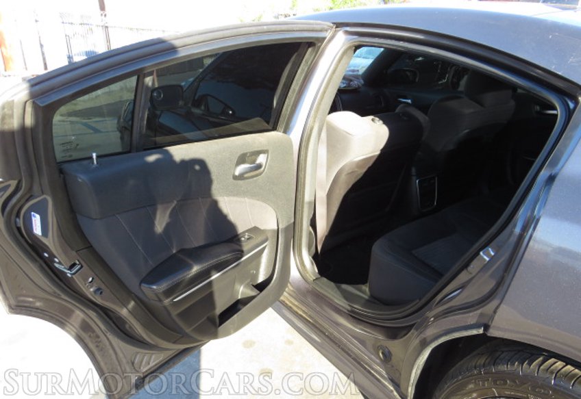 2019 Dodge Charger - Image 26