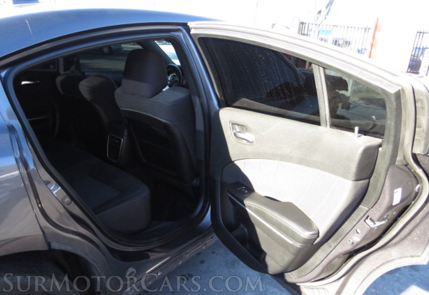 2019 Dodge Charger - Image 27