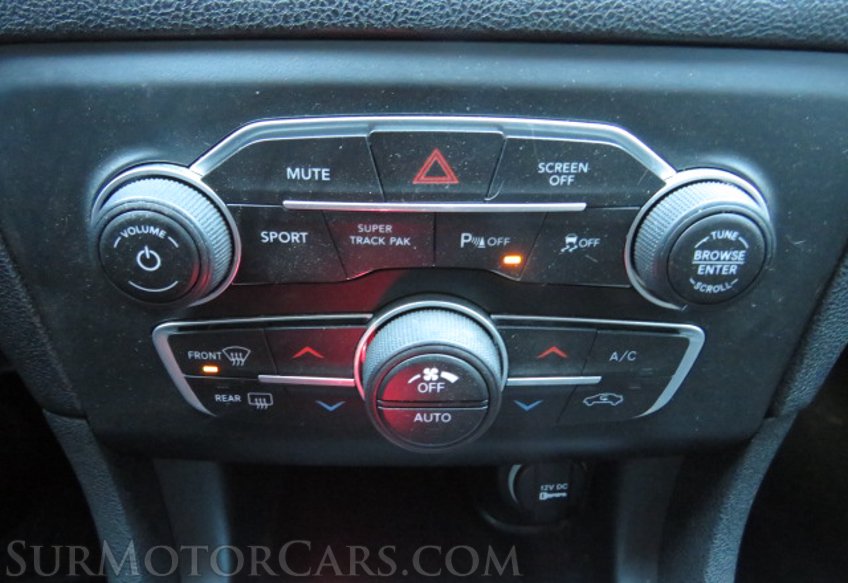 2019 Dodge Charger - Image 35