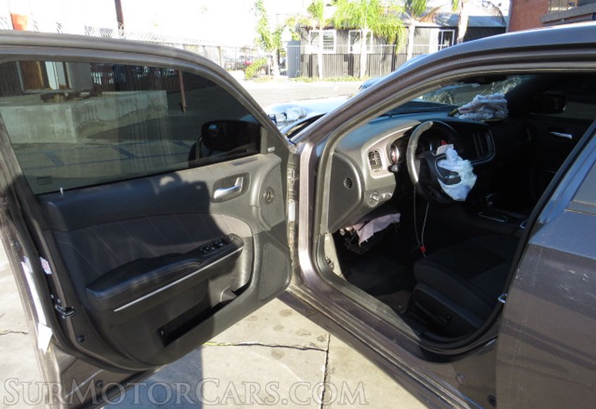 2019 Dodge Charger - Image 20