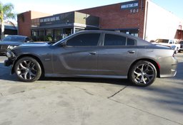 2019 Dodge Charger - Image 5