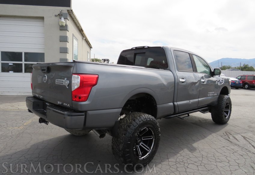 2017 Nissan Titan XD - Image 5