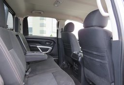 2017 Nissan Titan XD - Image 31