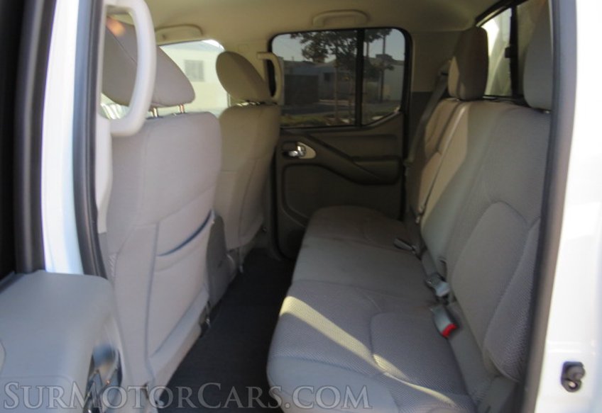 2019 Nissan Frontier - Image 32