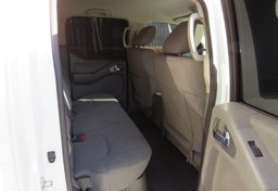 2019 Nissan Frontier - Image 33