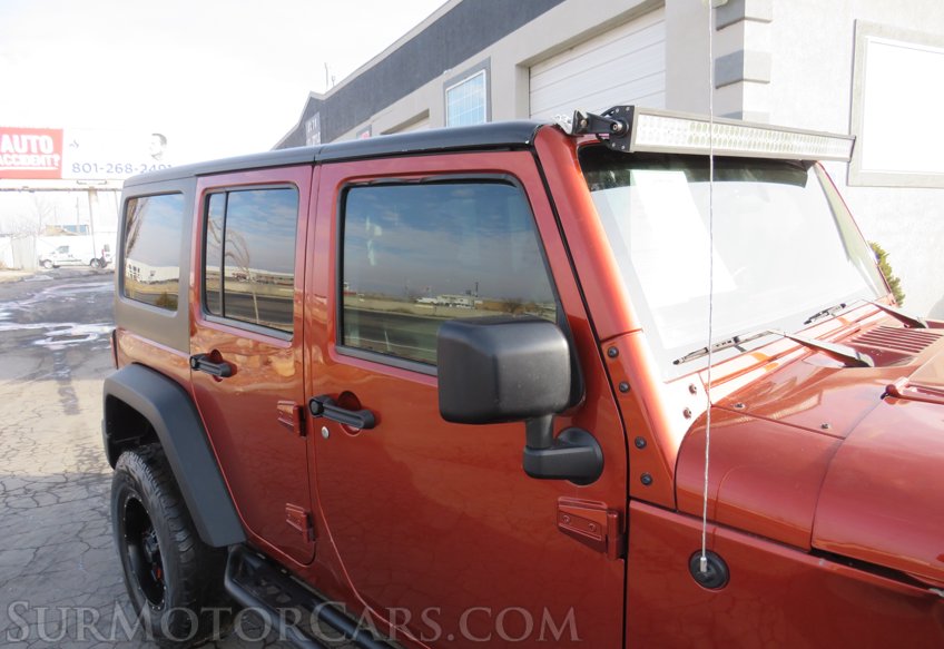 2014 Jeep Wrangler Unlimited - Image 14