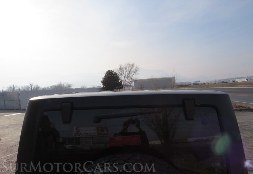 2014 Jeep Wrangler Unlimited - Image 17