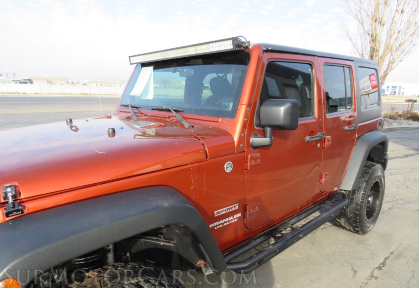 2014 Jeep Wrangler Unlimited - Image 13