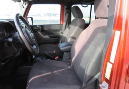 2014 Jeep Wrangler Unlimited - Image 28