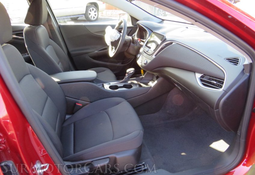 2021 Chevrolet Malibu - Image 28