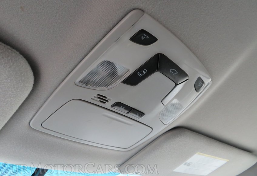 2014 Toyota Sienna - Image 50