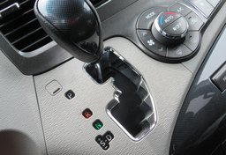 2014 Toyota Sienna - Image 42
