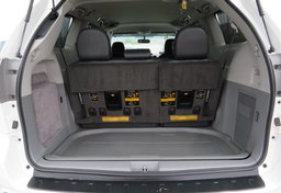 2014 Toyota Sienna - Image 34