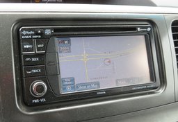 2014 Toyota Sienna - Image 38