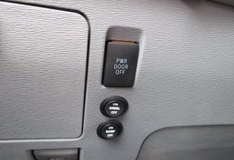 2014 Toyota Sienna - Image 53