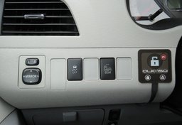 2014 Toyota Sienna - Image 46