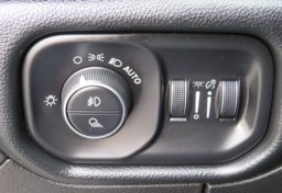 2019 Ram 1500 - Image 42