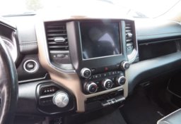 2019 Ram 1500 - Image 38