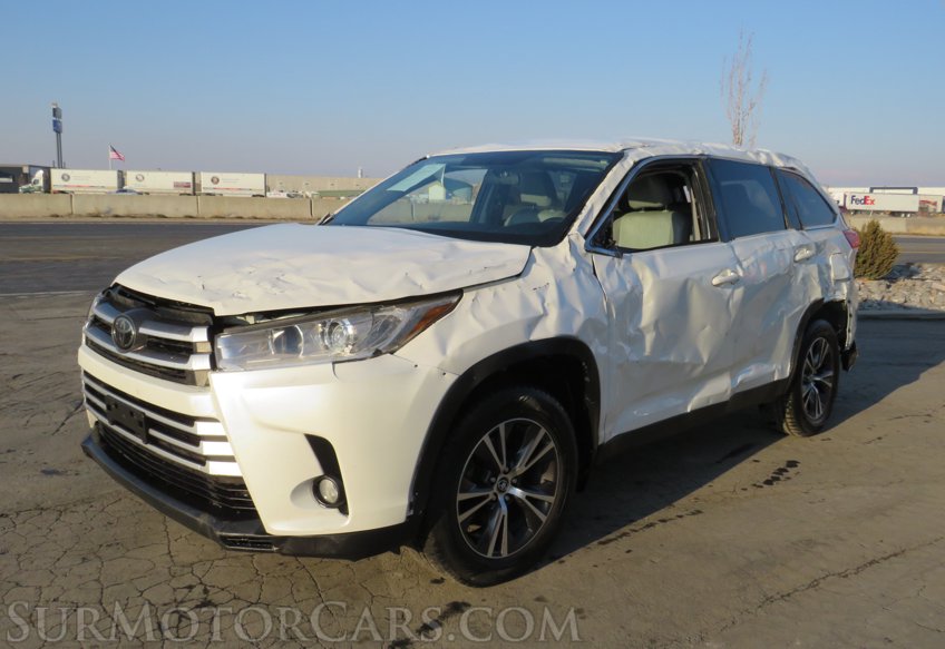 2019 Toyota Highlander - Image 4