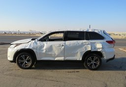 2019 Toyota Highlander - Image 9