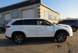 2019 Toyota Highlander - Image 8
