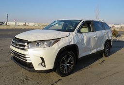 2019 Toyota Highlander - Image 4