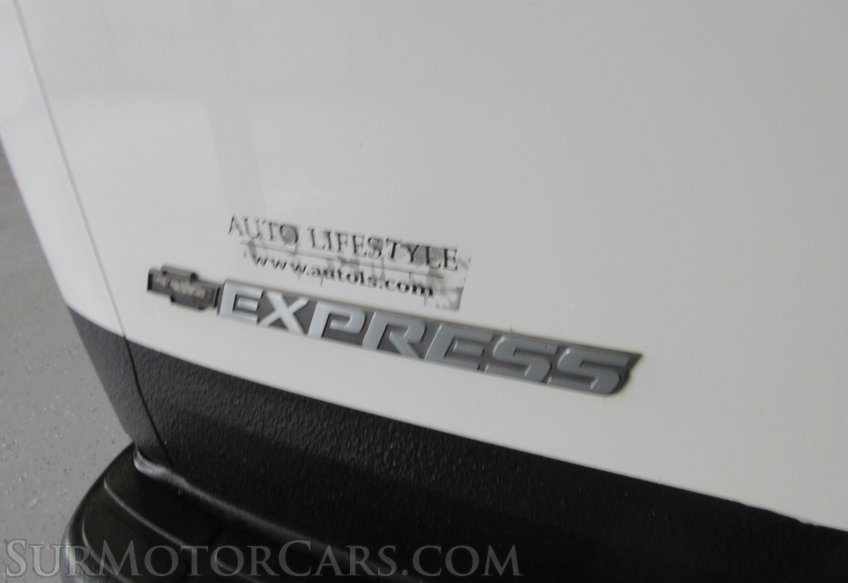 2003 Chevrolet Express Cargo Van 4X4 - Image 27