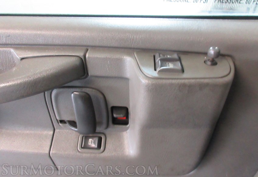 2003 Chevrolet Express Cargo Van 4X4 - Image 49