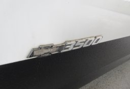 2003 Chevrolet Express Cargo Van 4X4 - Image 26