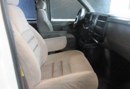 2003 Chevrolet Express Cargo Van 4X4 - Image 30