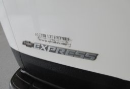 2003 Chevrolet Express Cargo Van 4X4 - Image 27