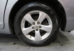 2017 Toyota Sienna - Image 15