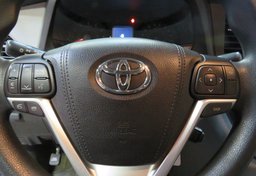 2017 Toyota Sienna - Image 41