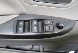 2017 Toyota Sienna - Image 43