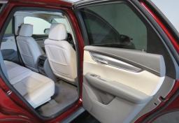 Thumbnail of 2017 Cadillac XT5