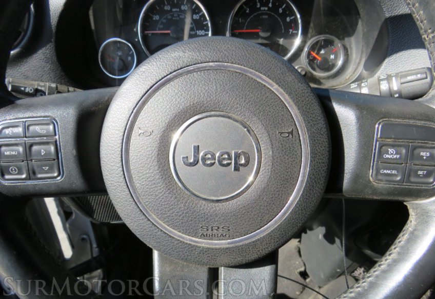 2015 Jeep Wrangler Unlimited - Image 35