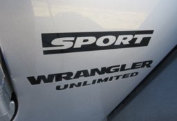 2015 Jeep Wrangler Unlimited - Image 16